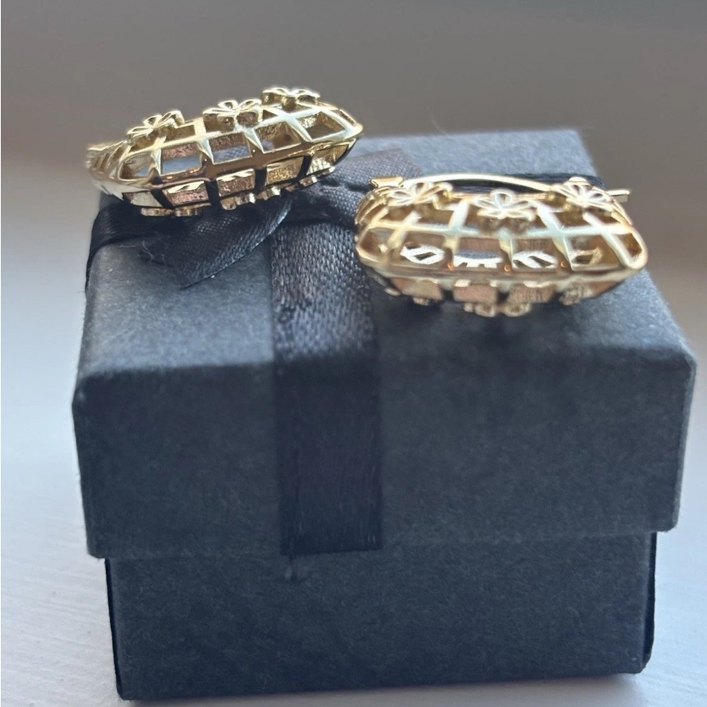 Boho Gold Plated Filigree Floral Hoop Earrings Openwork Statement Hoops New - Picture 2 of 8